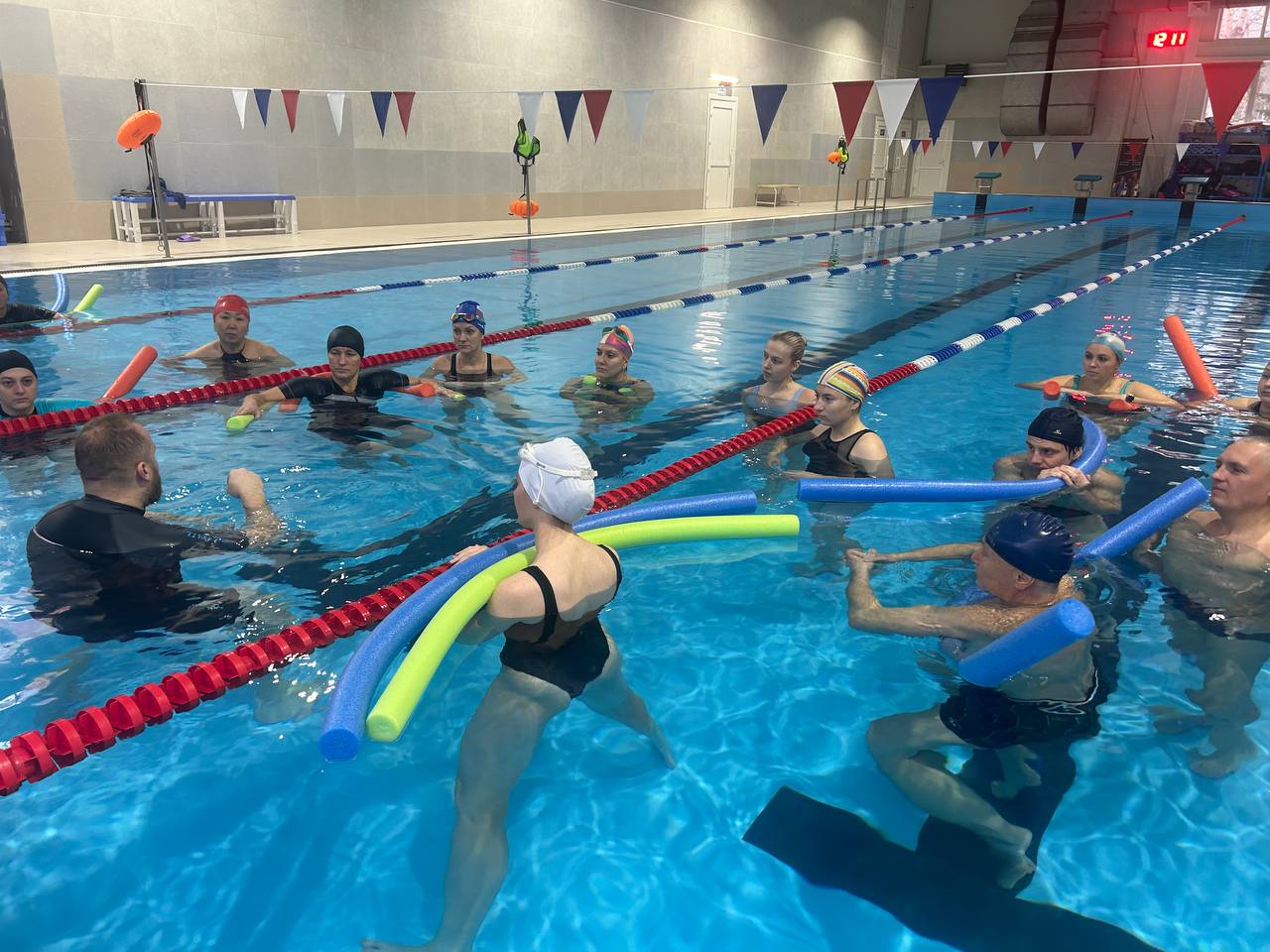 photo_5197515233025983115_y